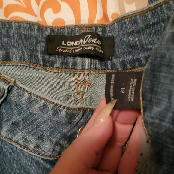 Jeans - Picture 4 of 4